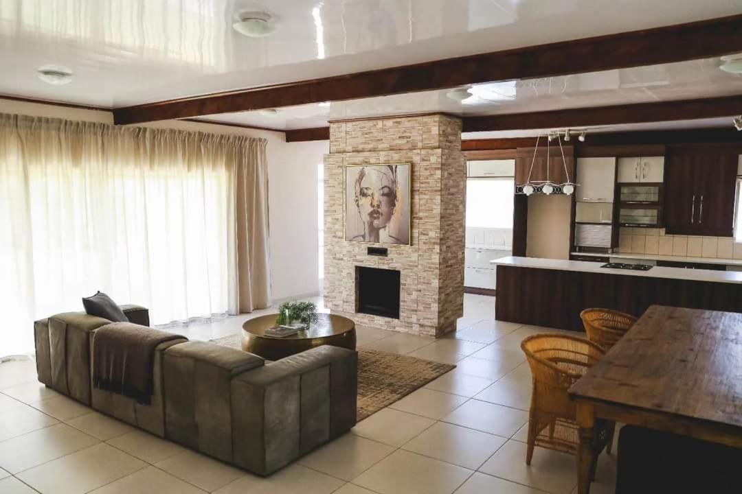 Serendipity Boutique Guest House Welkom Esterno foto