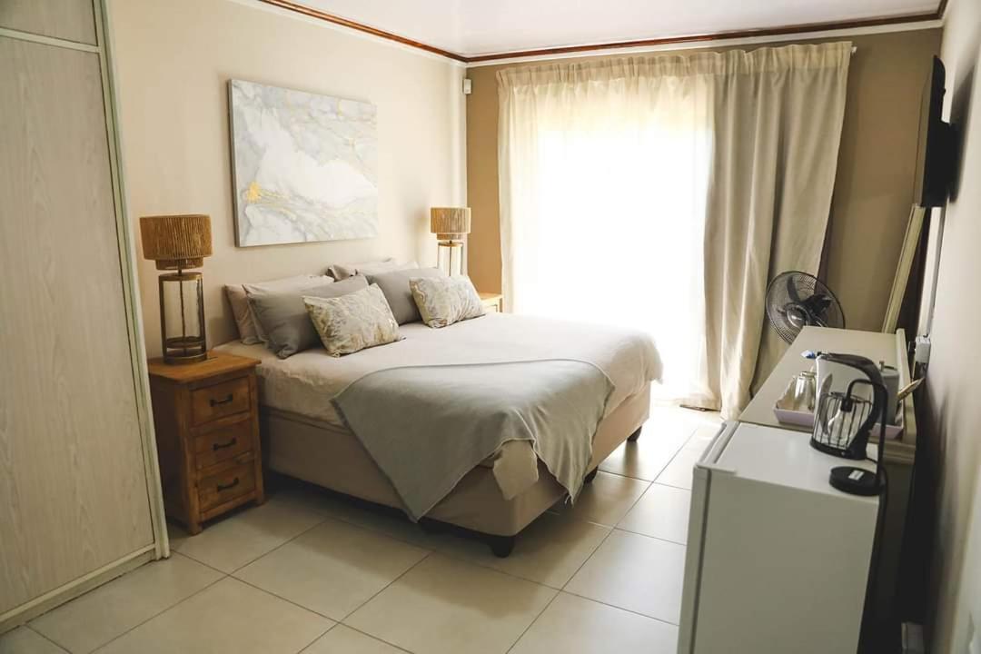 Serendipity Boutique Guest House Welkom Esterno foto